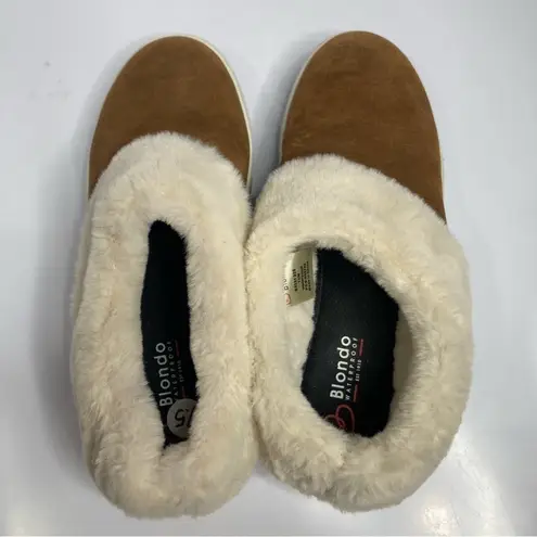 Blondo  Suri waterproof sneakers‎ size 7.5