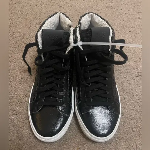 P448 NWOT Black Fantasy Glitter Croc Embossed High-Top Gym Shoe Sneaker