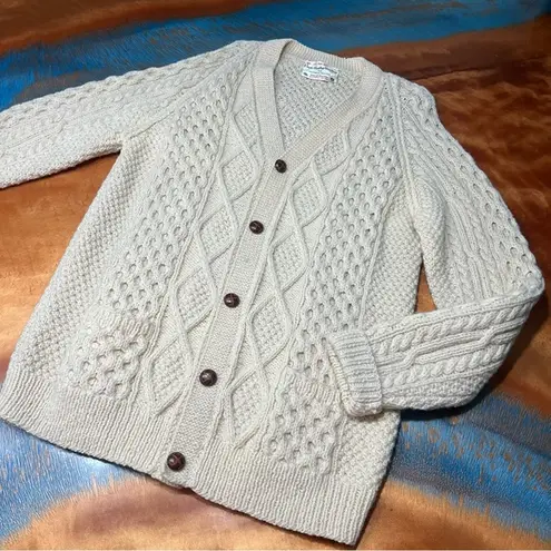 Vtg wool Aran Irish Fisherman V Neck Cableknit Cardigan button front Sweater med Brown