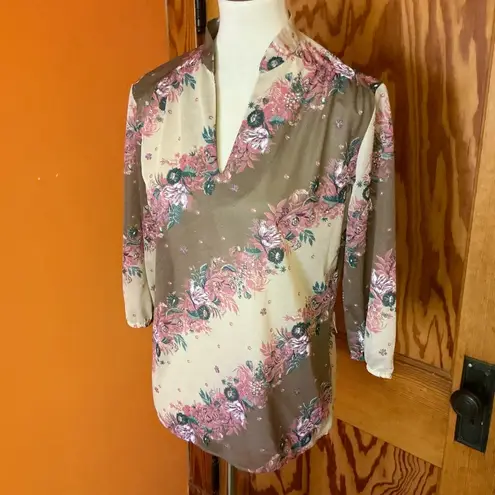 Vintage 70s floral top Size M