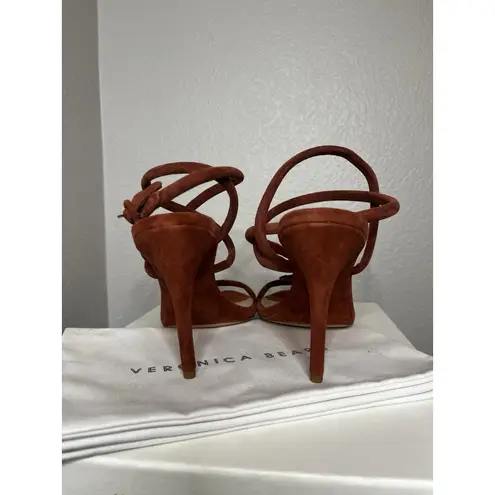 Veronica Beard NIB Marceline Suede Heels 8 Redwood Strappy Ankle Strap Sandals