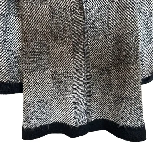 Belamie Cardigan / Jacket with Three Snap Closure Wide Collar Size Small