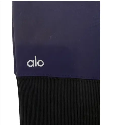 Alo Yoga ALO Leggings With Knit Bottom