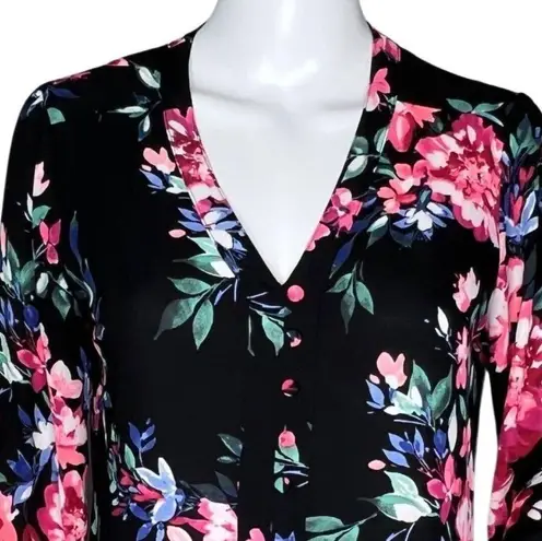 EXPRESS  Shirt Women’s XSmall Black Pink Floral Popover Office Work Career Casual