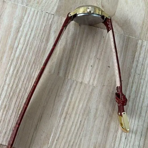 Bulova Caravelle Rare Vintage Mechanical Winding Ladies Watch New Leather Strap