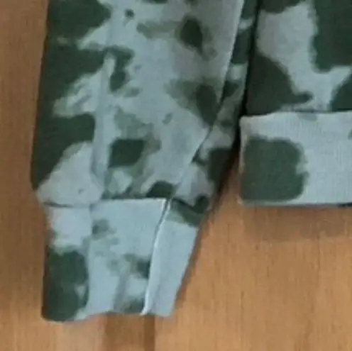 guns n' roses Green Tie Dye Long Sleeve Pullover Sweatshirt •Size Small