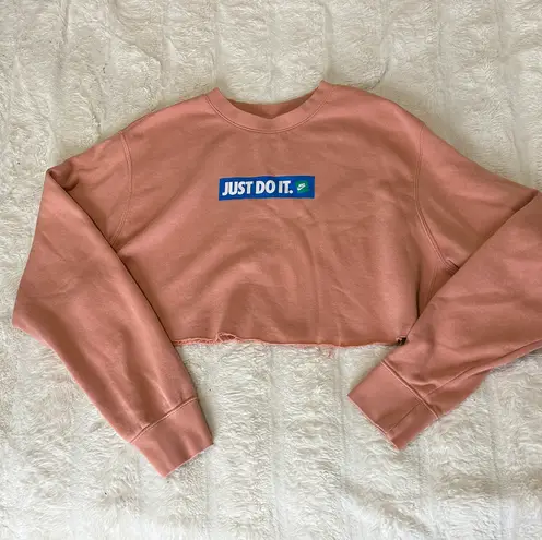 Nike Cropped  Just Do It Crew Neck