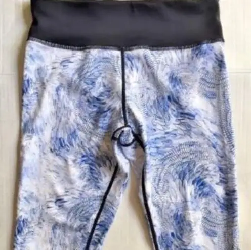 VIE ACTIVE Chelsea Crop Tight Pants Feather Size XXS