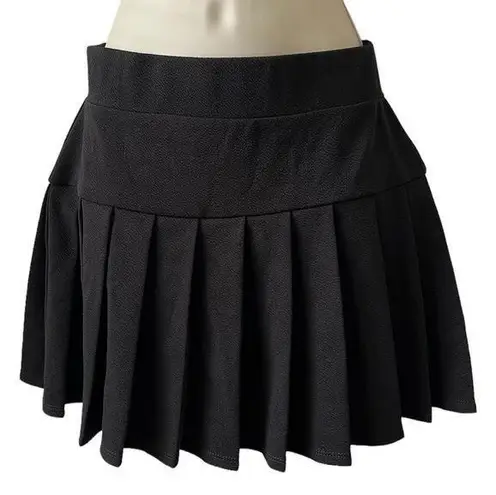 Paperoc Black Pleated Tennis Mini Skirt | Size Medium