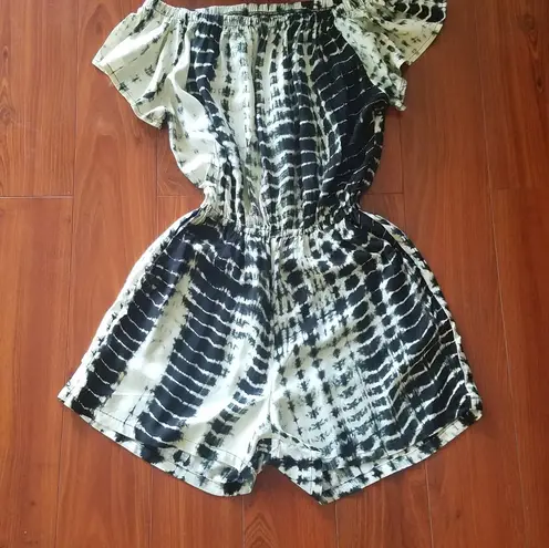 🌻Florencia Arias Tie Dye Romper Small