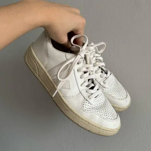 VEJA  V-10 White Sneakers 6