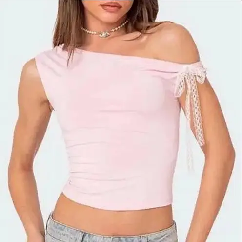 Edikted Lace Bow One-Shoulder Top medium