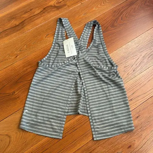 Zyia Active Sleeveless Gray Nimbus Split Back Stripe Shirt