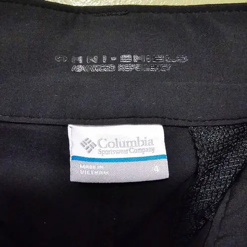 Columbia  Women's Omni Shield Advanced Repellency Black Shorts Size 4