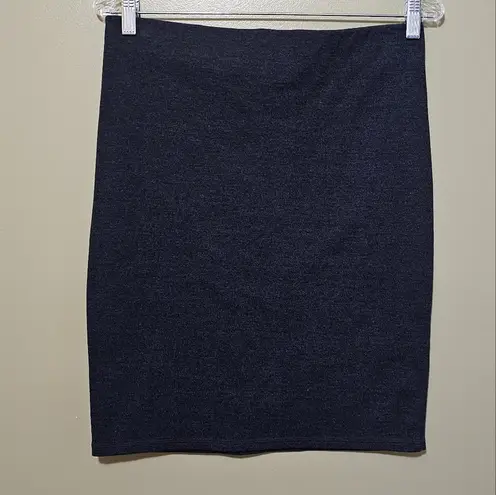 Old Navy  Dark Gray Pencil Skirt Size Medium.