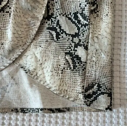 Dress Forum Women's Small Snake Skin Wrap Skirt Silver Midi Flowy Streetwear