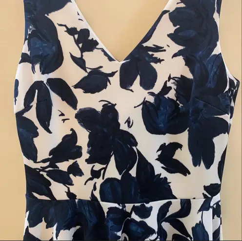 Soprano  Navy Blue White Floral Fit and Flare Dress Size Small