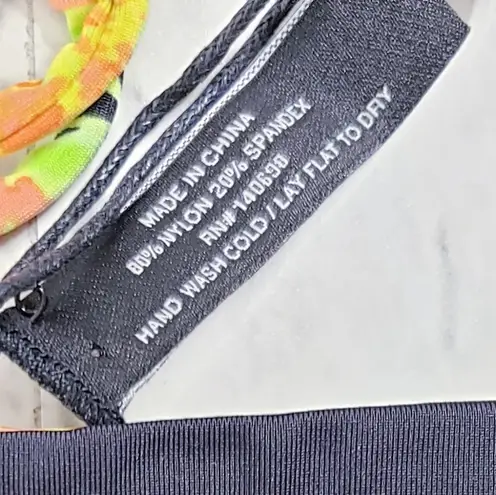 Tavik Swimwear Triangle Bikini Bottom Side Tie Size Large Reversible Lined Green