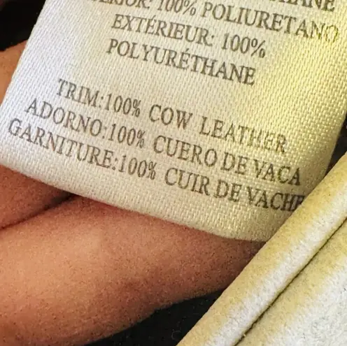 Street Level gray faux suede cross body/shoulder bag/purse with adjustable strap