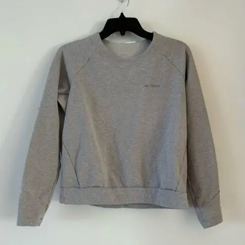 Arcteryx Momenta Centre Gray Pullover Long Sleeve Size Small
