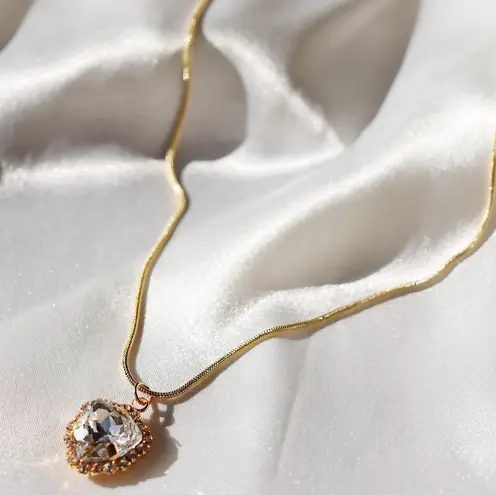 Boutique Dainty Diamond Process Gem Necklace On 18 Inch Snake Chain