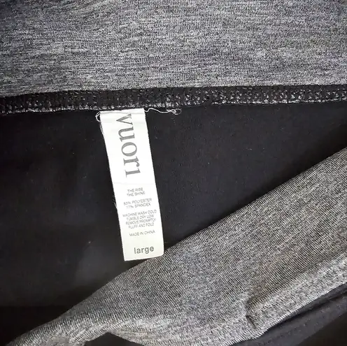 Vuori Black And Grey Camo Leggings with Wide Waistband and Slim Fit