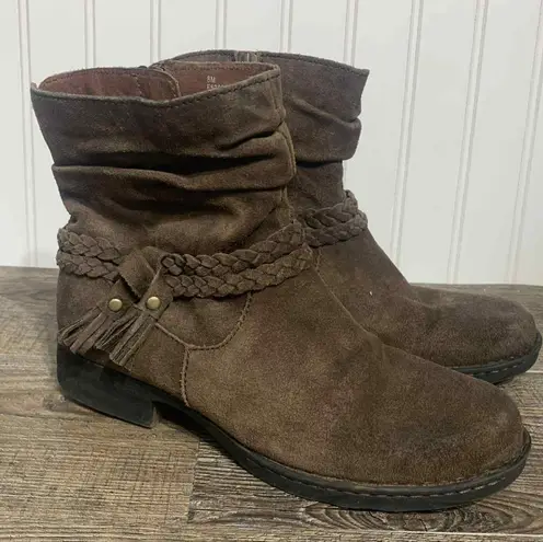 Born Ouvea Slight Slouch Distressed Brown Leather Ankle Booties Size 8