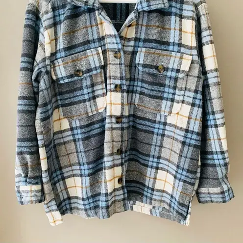 Thread and Supply  Plaid Button Top Blue Sz Small