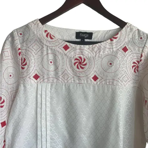 Taaga Top Women L White Red Crew Neck 3/4 Sleeve Artsy Print Lightweight Size L