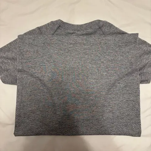 Lululemon Gray Swiftly Tech Short-sleeve Shirt 2.0  