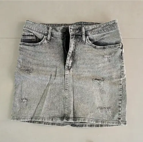 Calvin Klein Jeans New Distressed Gray Mini Denim Skirt