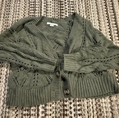 American Eagle Outfitters Sweater