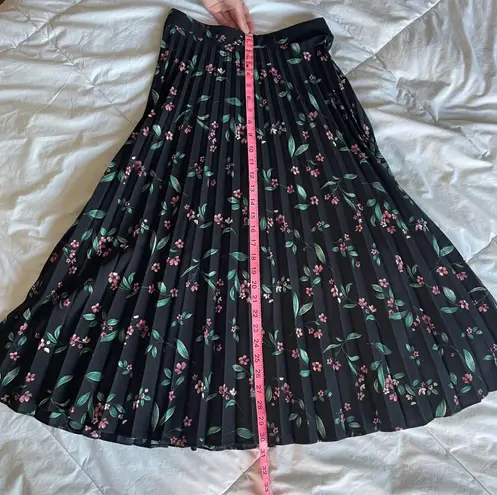 Amisu Skirt  Size 6 Floral