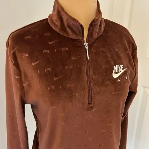 Nike  Air Velour Quarter Zip Long Sleeve Brown