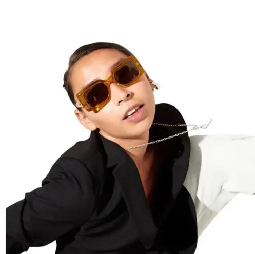 SZADE NIB Dart Sustainable On Trend Rectilinear Burnt Honey/Cherry Cola Sunglass Yellow