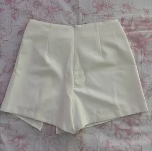 Strut & Bolt White  Skort thumbnail 2