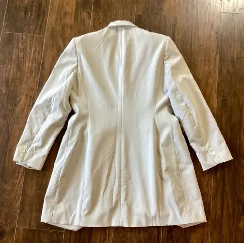 Jones Wear Trench Coat