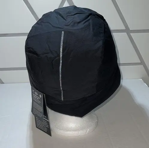 Lululemon  navigation lost topper hat s/m