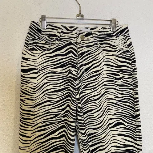 ZARA  Black & White Zebra Print Straight Wide Leg Denim Jeans EUC Sz 8 Cotton