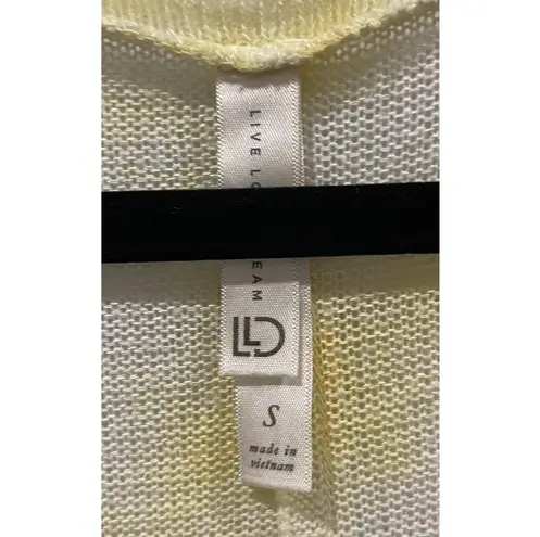 LIVE LOVE DREAM Yellow White Tie Dye Lightweight Short Sleeve Knit Sweater