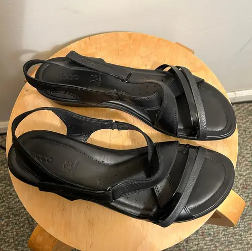 Encore jeans New women's leather summer sandals.Ecco brand.Size9(42).$50.