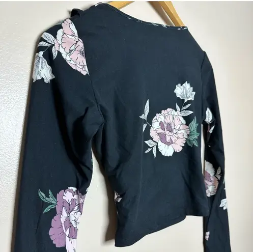 Streetwear Society CLEARANCE! Black Boutique Floral Ruffle Wrap Crop Top Size S NWT