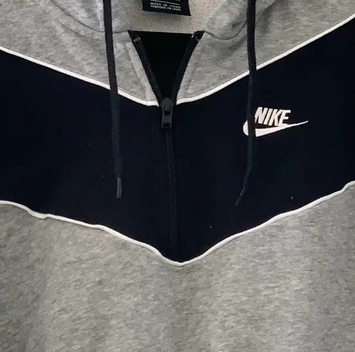 Nike Cropped Hoodie