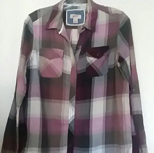 Arizona Jeans Plaid button up shirt