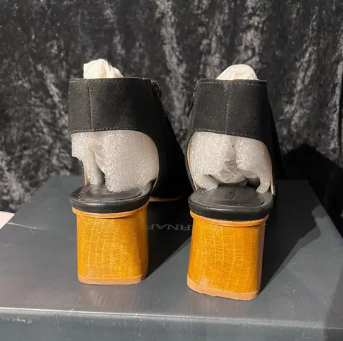 Bernardo Lizzie Dusk Kid Suede sandals casual classic stylish chic comfy