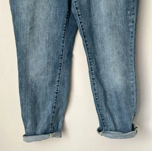 Judy Blue  Boyfriend Fit Jeans Boyfriend, Mid Rise Cuffed Jeans size 13/31 🟢