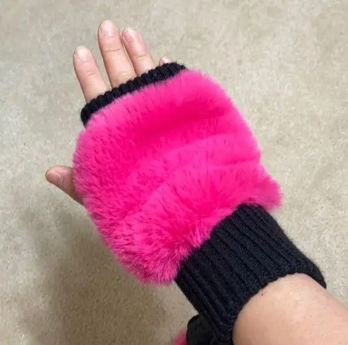 Jocelyn fingerless gloves. Xs/s