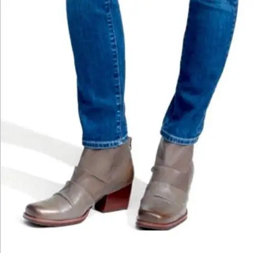 Kork-Ease Kissel Ankle Boots