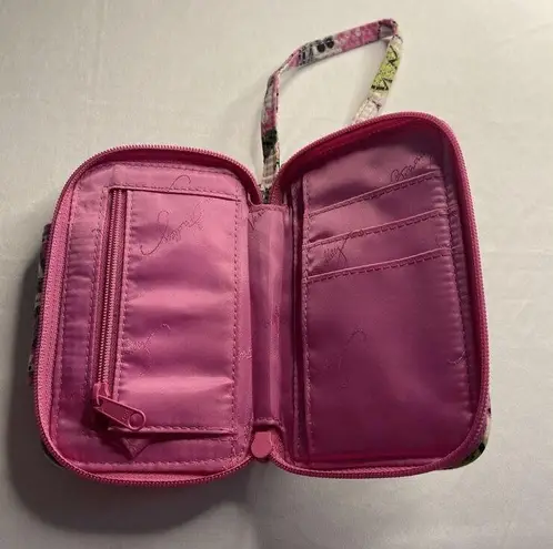 Vera Bradley  Wallet Wristlet ID Holder
