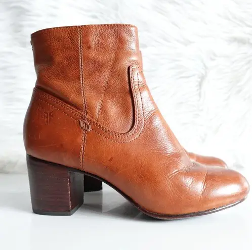 Frye  Stella Whiskey Brown Cognac Leather Zip Short Ankle Boots